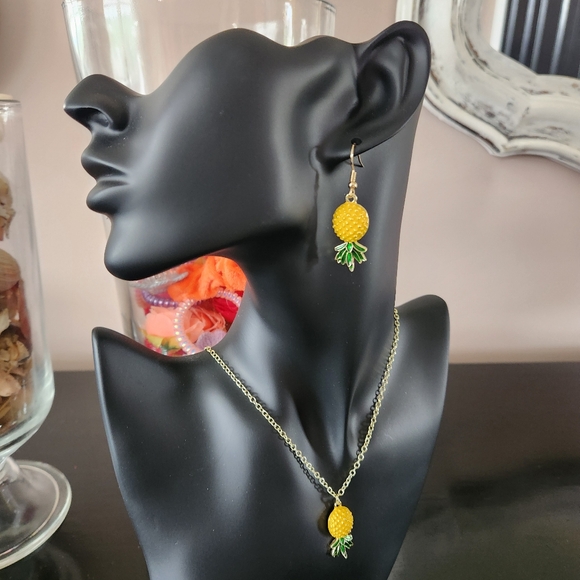 Jewelry - Tropicl Yellow Pineapple Pendant Necklace & Drop Earring Jewelry Set